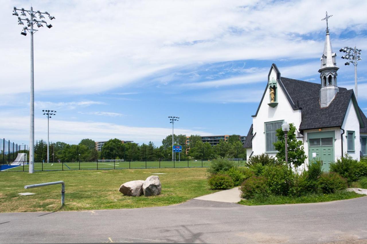 5 People, Big, Free Parkings, Near Old Quebec, Near River Extérieur photo